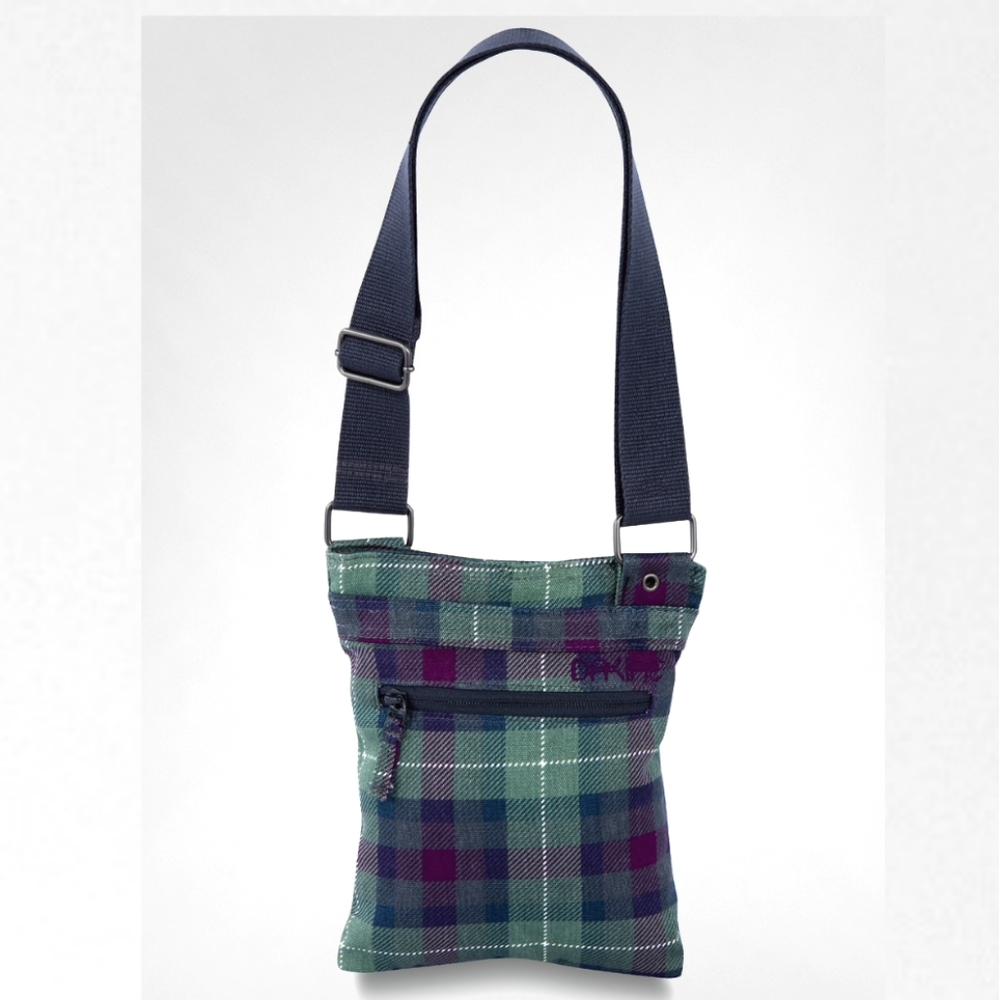 Dakine Jive Tartan (NWOT)